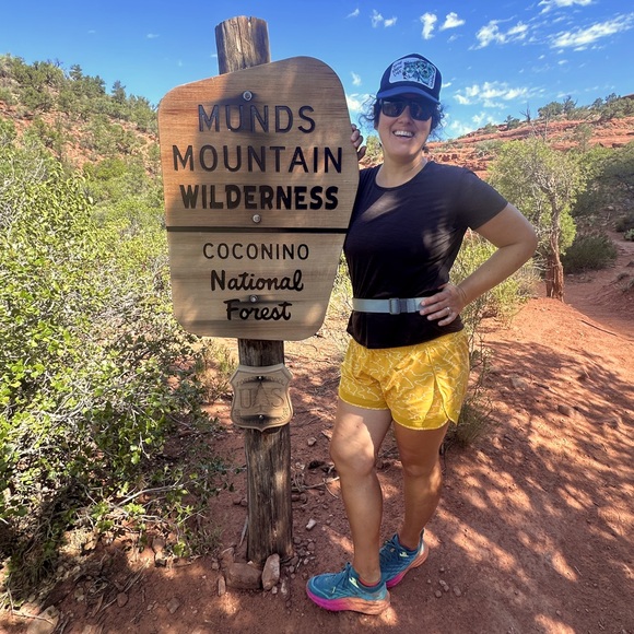 Meet your Posher, Allie - Picture 1 of 1